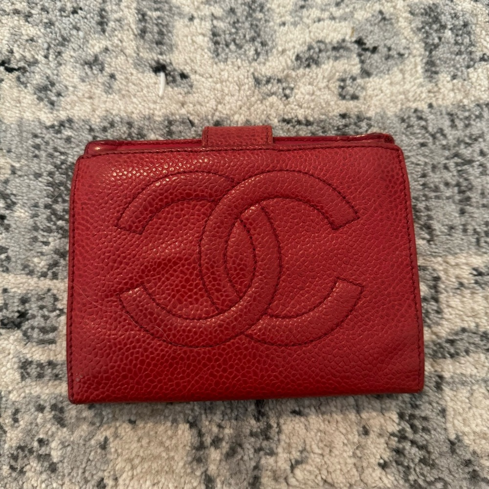 Chanel Caviar Bifold Wallet